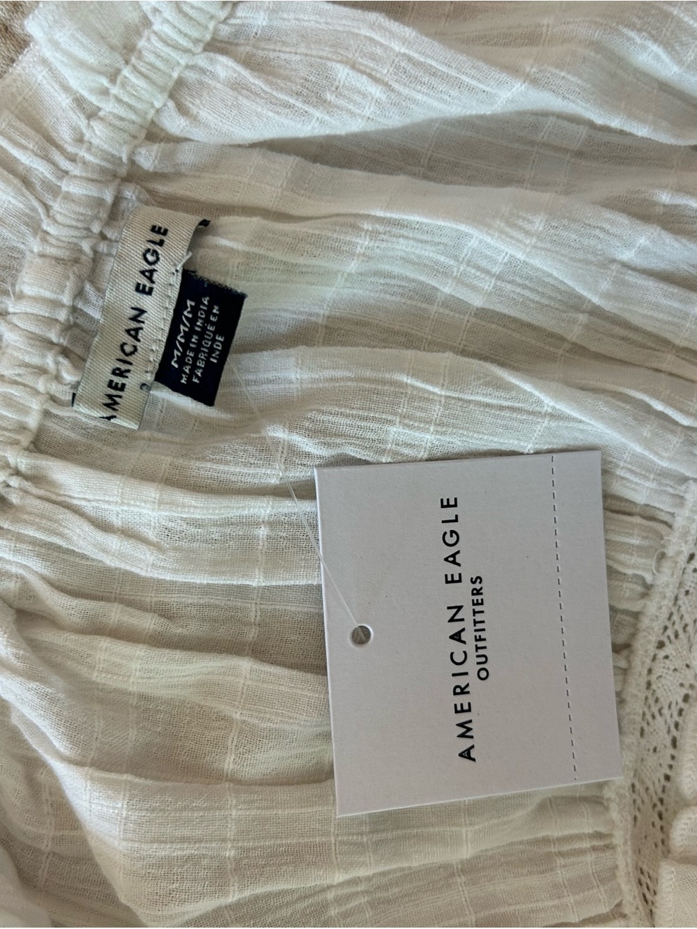 NWT American Eagle Women’s White Ruffled Button-Front Top - Picture 4 of 4